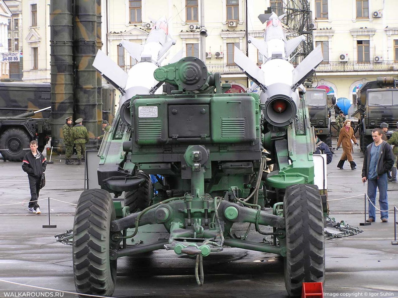 s-125_13.jpg
